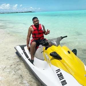 Meet your Posher, Eric